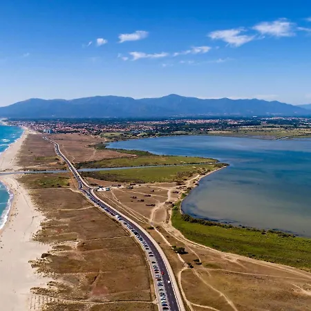 아파트 Port Des Sables By Interhome