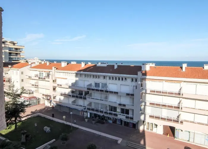 Port Des Sables By Interhome